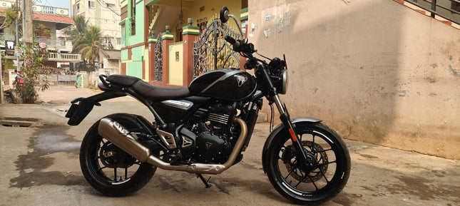 2025 Triumph Speed T4 — Only 1,800 KM | AP40JQ2888 | Finance Available