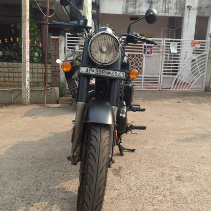 Royal Enfield Classic 350 2022 Model — Dark Stealth Black | 29,000 KM | AP39RH4943